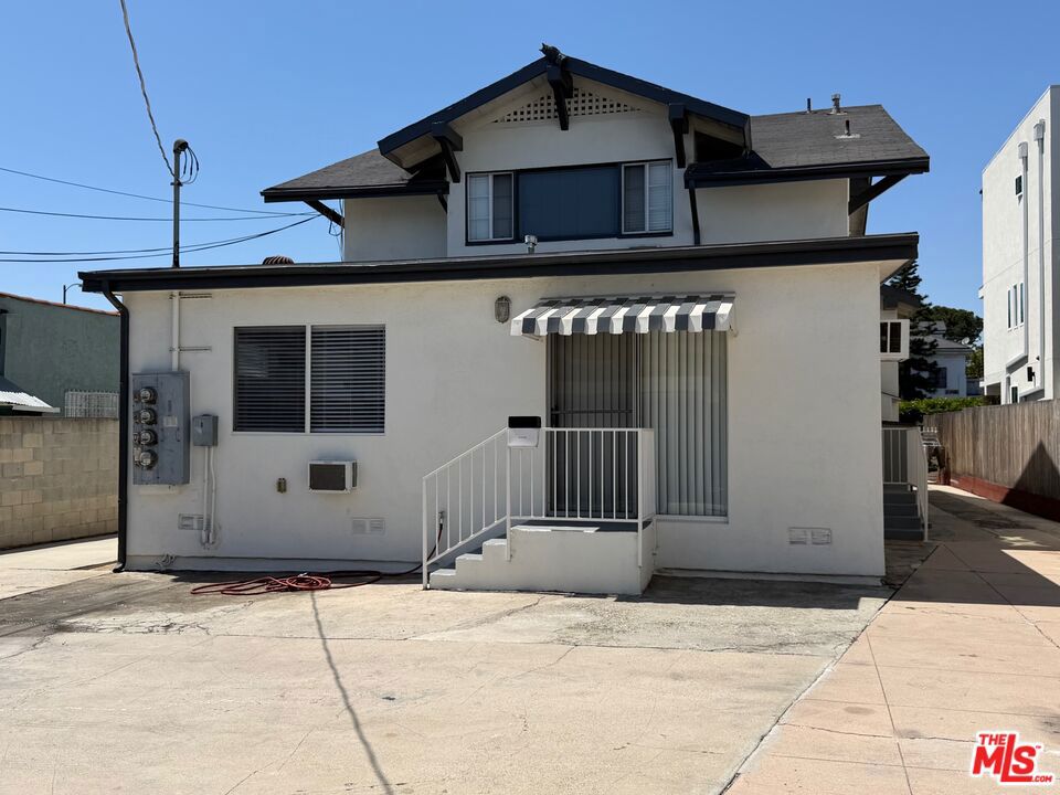 2240 Crenshaw Boulevard #C