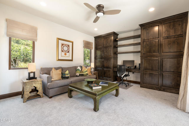2330 Crystal Lane, Pasadena CA: https://media.crmls.org/mediaz/c46e09f3-39ea-4297-979e-9c34de8a364e.jpg