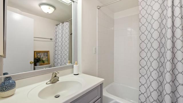 2550 Dana Street, Berkeley CA: https://media.crmls.org/mediaz/c46ed065-b1cd-4c6b-89a0-fa3af2b5ff00.jpg