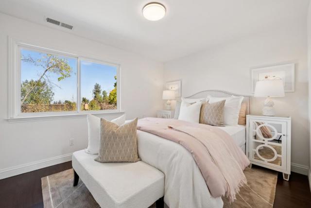 900 Highlands Circle, Los Altos CA: https://media.crmls.org/mediaz/c46eeda6-8149-48ec-896e-c09af630ba5b.jpg