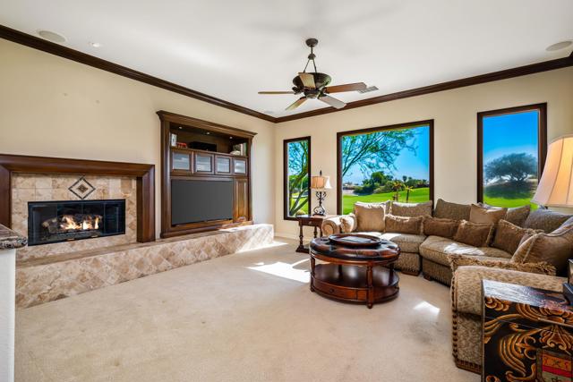326 Loch Lomond Road, Rancho Mirage CA: https://media.crmls.org/mediaz/c4708419-a0ed-4e2f-93a0-2336c939fa16.jpg