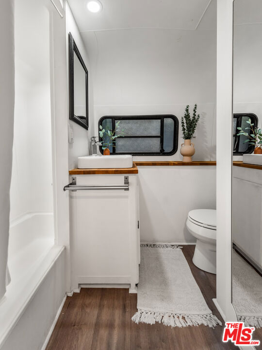 272 North Topanga, 3 photo 12