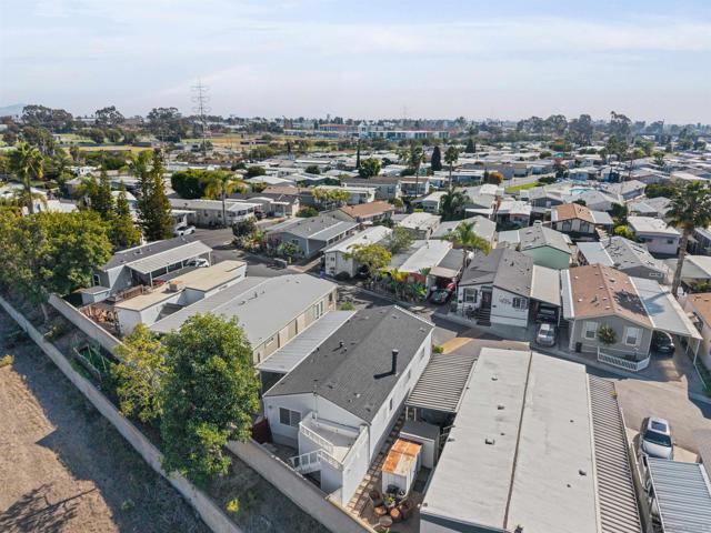 6460 Convoy Court, San Diego CA: https://media.crmls.org/mediaz/c472df43-3f21-49e9-bae7-cb99d059312a.jpg