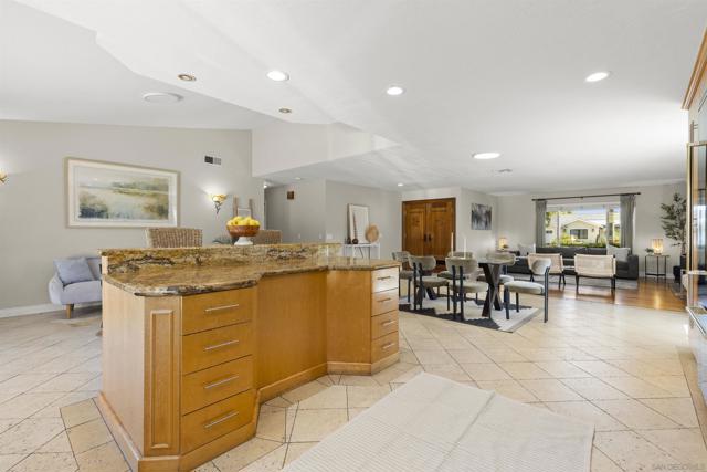 1510 Orangeview Dr, Encinitas CA: https://media.crmls.org/mediaz/c473d9fe-f525-47e3-a919-500d69d80126.jpg