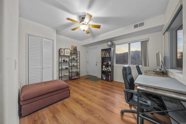 35465 Sunset Lane, Julian CA: https://media.crmls.org/mediaz/c4748f26-25a3-40cb-bb14-c6be81eac4f5.jpg