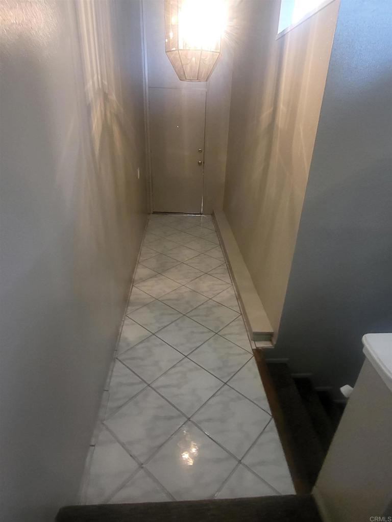 2319 Caringa Way - photo 4