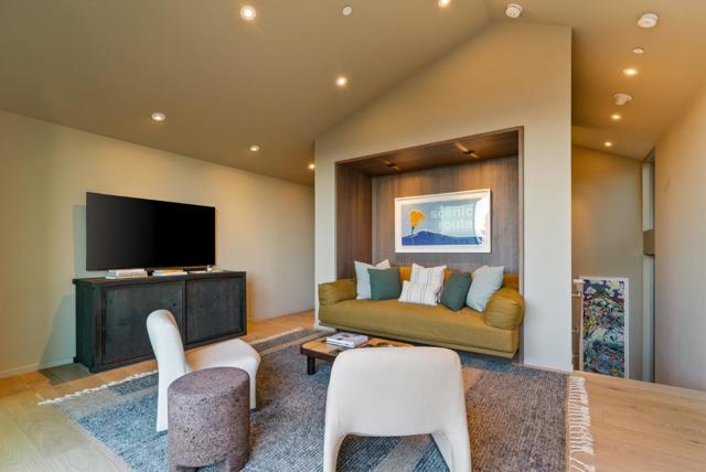 345 Oxford Way, Santa Cruz CA: https://media.crmls.org/mediaz/c476acf2-46a1-410b-9a48-47b2d73bfce7.jpg