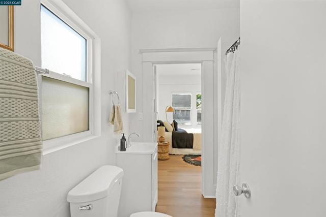 Image 29 of 58 For 456 4th St  