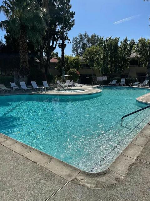 2801 N Los Felices E Circle, Palm Springs CA: https://media.crmls.org/mediaz/c476fabf-6242-4d71-9cc5-c0833d10b010.jpg