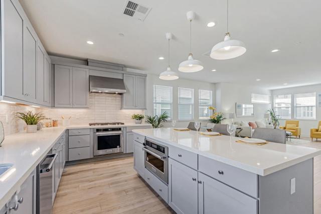 1809 Joshua Tree Circle, Milpitas CA: https://media.crmls.org/mediaz/c477cdca-7c38-42de-a1f1-40bc74056662.jpg