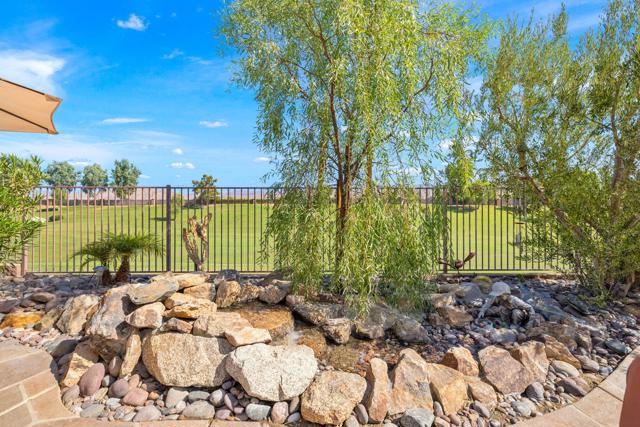 78634 Falsetto Drive, Palm Desert CA: https://media.crmls.org/mediaz/c477cf66-67d4-4588-8c11-9de16028fa58.jpg