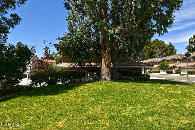 251 Hill Ranch Drive, Thousand Oaks CA: https://media.crmls.org/mediaz/c477f817-5b61-4b9e-9669-c7ced8d2044d.jpg