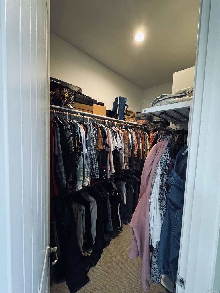 https://media.crmls.org/mediaz/c477fd70-28fd-46af-b1d9-03ba3ffca8e1.jpg?preset=X-Large