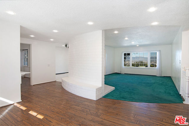 10803 Alta View Drive photo 4