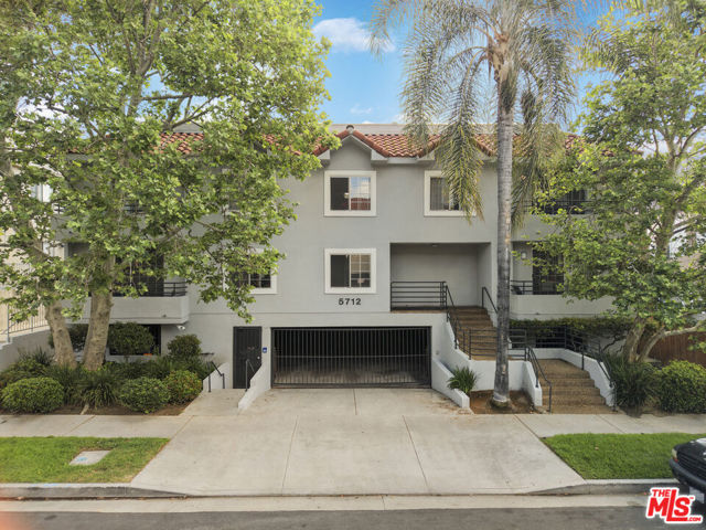 5712 Camellia Avenue photo 1
