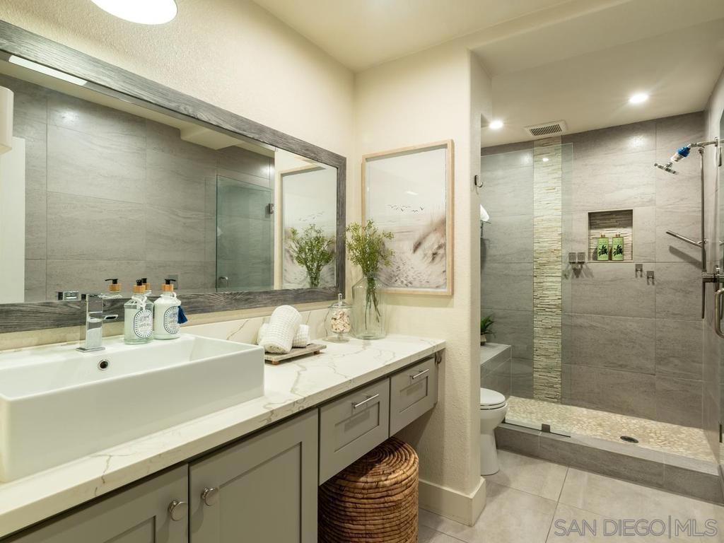 1021 Scott - photo 19