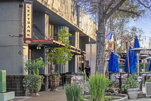 1246 Hoover Street, Menlo Park CA: https://media.crmls.org/mediaz/c47adcf0-6a3f-4f11-bc3a-c8ead3a5afd2.jpg