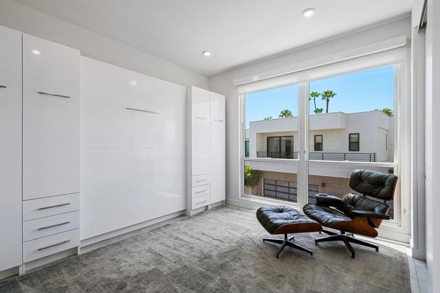 294 Mayfair Way, Palm Springs, CA 92264