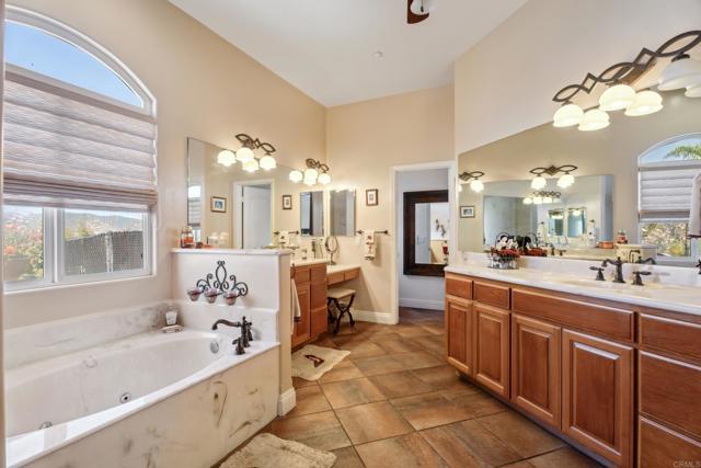 Home for Sale in Ramona