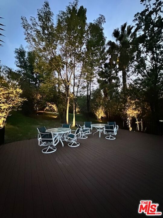 4729 Monarca Drive, Tarzana CA: https://media.crmls.org/mediaz/c47d97f8-2325-4330-a416-63a05d8986c2.jpg