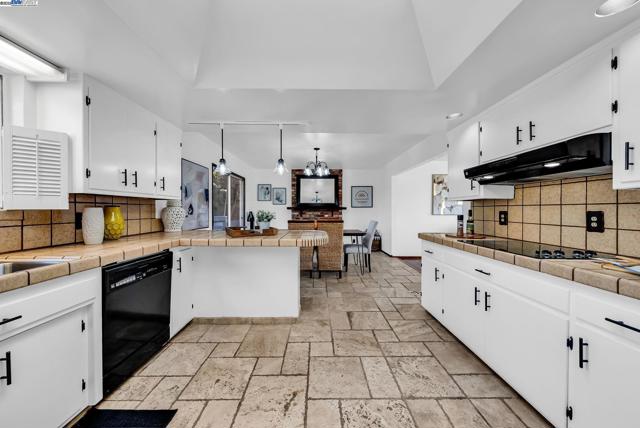 1933 Riverbank, Castro Valley CA: https://media.crmls.org/mediaz/c47db0dd-5ab6-49a1-a8a7-8bc369505376.jpg