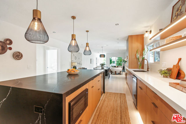3620 5th Avenue, Los Angeles CA: https://media.crmls.org/mediaz/c47ded7a-f962-4af5-a878-cbdfaa6d3a5b.jpg
