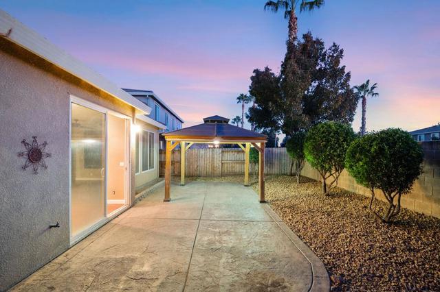 11447 Mirage Drive, Chowchilla CA: https://media.crmls.org/mediaz/c47e7b67-000d-415b-8f5a-adc68357cbbf.jpg