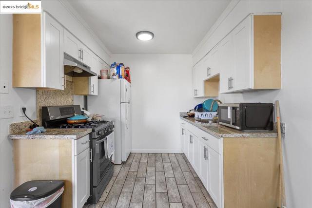 812 Delaware St, Fairfield CA: https://media.crmls.org/mediaz/c47f71a1-f25b-42b9-ac31-ef2bc7da95d8.jpg