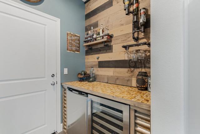 691 Toledo Drive, Hollister CA: https://media.crmls.org/mediaz/c47fb2bf-c829-4f54-ac6b-a2a4db89334d.jpg