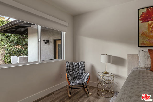 4430 Natoma Avenue, Woodland Hills CA: https://media.crmls.org/mediaz/c48049ac-0fe1-4406-8cba-bded8d955c6e.jpg