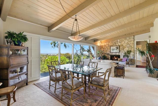 2935 Sherwood Drive, San Carlos CA: https://media.crmls.org/mediaz/c481b696-88fe-4bd5-b6e5-8d7afa1e3f36.jpg