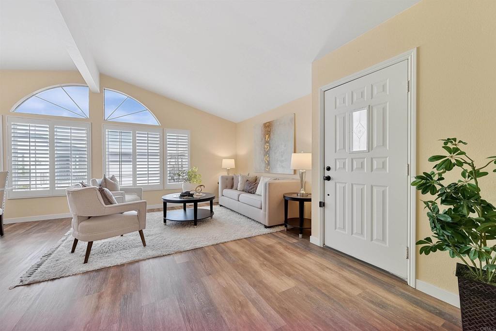 635 Via Santa Cruz - photo 2