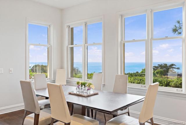 1515 El Camino Del Teatro, La Jolla CA: https://media.crmls.org/mediaz/c48234ae-0ae7-40c0-aa17-5084581f03db.jpg