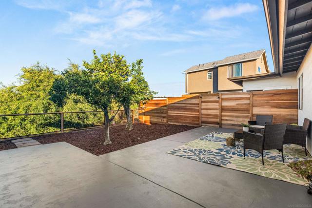 3811 Boren St, San Diego CA: https://media.crmls.org/mediaz/c482c2fb-3025-4f15-94cb-1017fa38f5b9.jpg