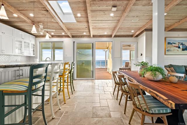 Detail Gallery Image 3 of 60 For 1615 Ocean Front St, San Diego,  CA 92107 - 2 Beds | 2 Baths