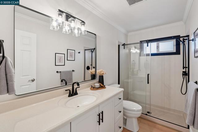 1826 Yolanda Circle, Clayton CA: https://media.crmls.org/mediaz/c483d2e0-2b57-4557-b0b9-5370a6393167.jpg