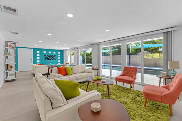 1075 E Sunny Dunes Road, Palm Springs, CA 92264