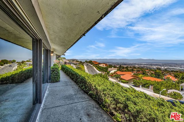 29857 Knoll View Drive, Rancho Palos Verdes, California 90275, 3 Bedrooms Bedrooms, ,2 BathroomsBathrooms,Residential,Sold,Knoll View,25580809 29857 Knoll View Drive, Rancho Palos Verdes, California 90275, 3 Bedrooms Bedrooms, ,2 BathroomsBathrooms,Residential,Sold,Knoll View,25580809