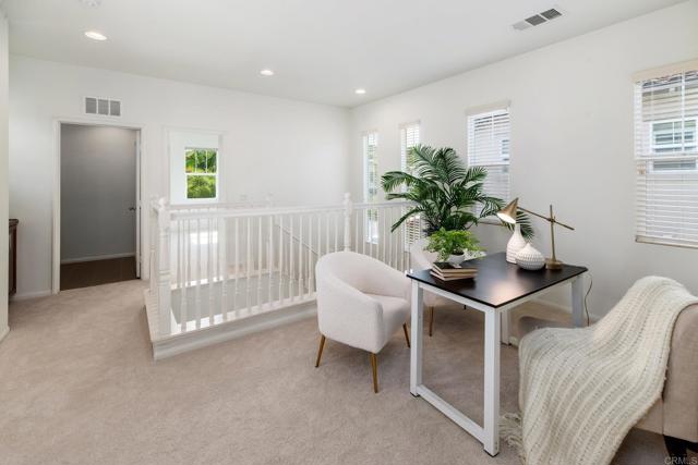 Detail Gallery Image 16 of 37 For 3428 Filoli Circle, Carlsbad,  CA 92009 - 3 Beds | 3/1 Baths