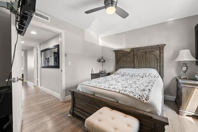 Detail Gallery Image 12 of 25 For 303 S Mollison Ave #3,  El Cajon,  CA 92020 - 2 Beds | 1/1 Baths