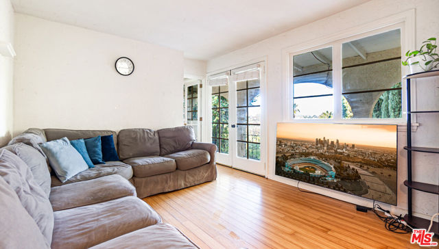 4707 Bedel Street, Woodland Hills CA: https://media.crmls.org/mediaz/c485929a-991a-4b9e-ae00-1f5f634af25b.jpg