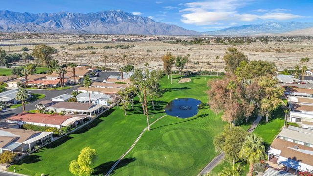 74554 Stage Line Drive, Thousand Palms CA: https://media.crmls.org/mediaz/c4863751-b6e4-47ee-a831-1515af552a7c.jpg