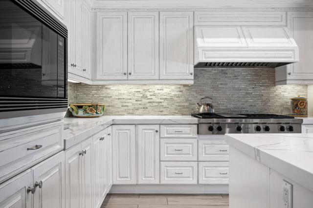 11 Alicante Circle, Rancho Mirage CA: https://media.crmls.org/mediaz/c488593a-2f7b-42dc-9919-71967ae48795.jpg