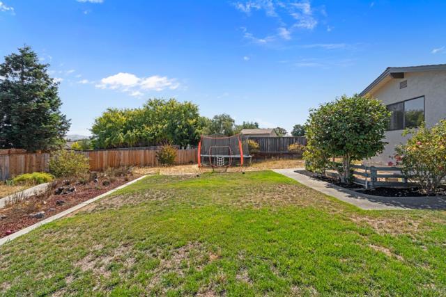 215 Rays Circle, Hollister CA: https://media.crmls.org/mediaz/c488ea85-a8f6-460b-9c4a-8553f49b7268.jpg