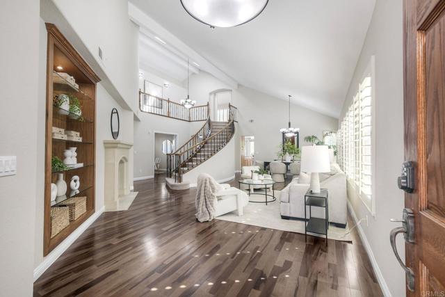 Detail Gallery Image 5 of 74 For 10847 Portobelo Dr, San Diego,  CA 92124 - 4 Beds | 3 Baths