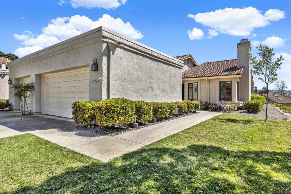 17925 Avenida Cordillera