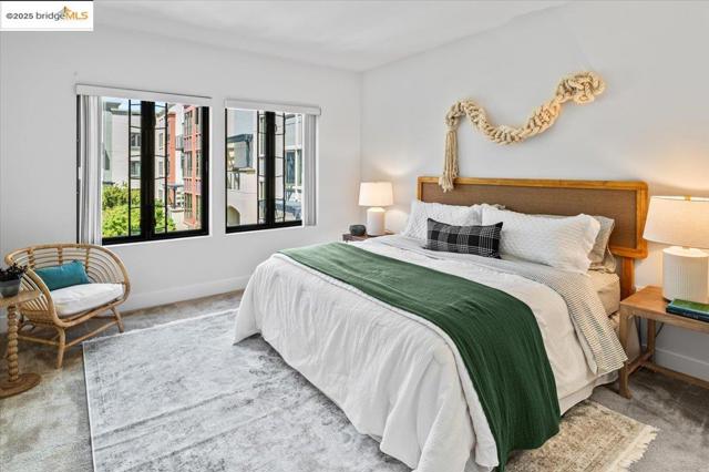 438 W Grand Ave, Oakland CA: https://media.crmls.org/mediaz/c48984c3-d89e-43a3-854f-830a9935f1d3.jpg