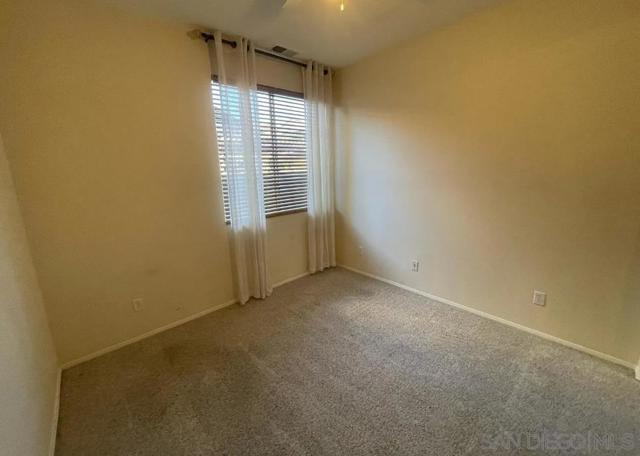 1863 Almagro Ln, Escondido CA: https://media.crmls.org/mediaz/c489a099-ea75-43ad-9ad4-59409accca93.jpg