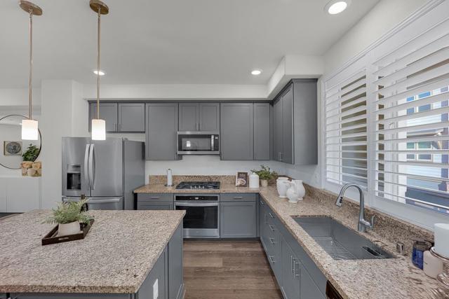 1312 Milkweed Street, Milpitas CA: https://media.crmls.org/mediaz/c489dd0d-58c5-4b41-8277-33c4b85e7ba7.jpg