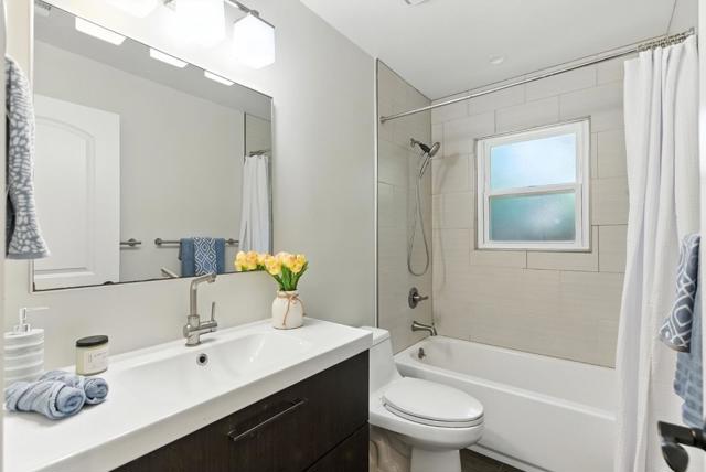 756 7th Avenue, Redwood City CA: https://media.crmls.org/mediaz/c48a3798-3ccd-4662-9db0-ef6b1f757a18.jpg